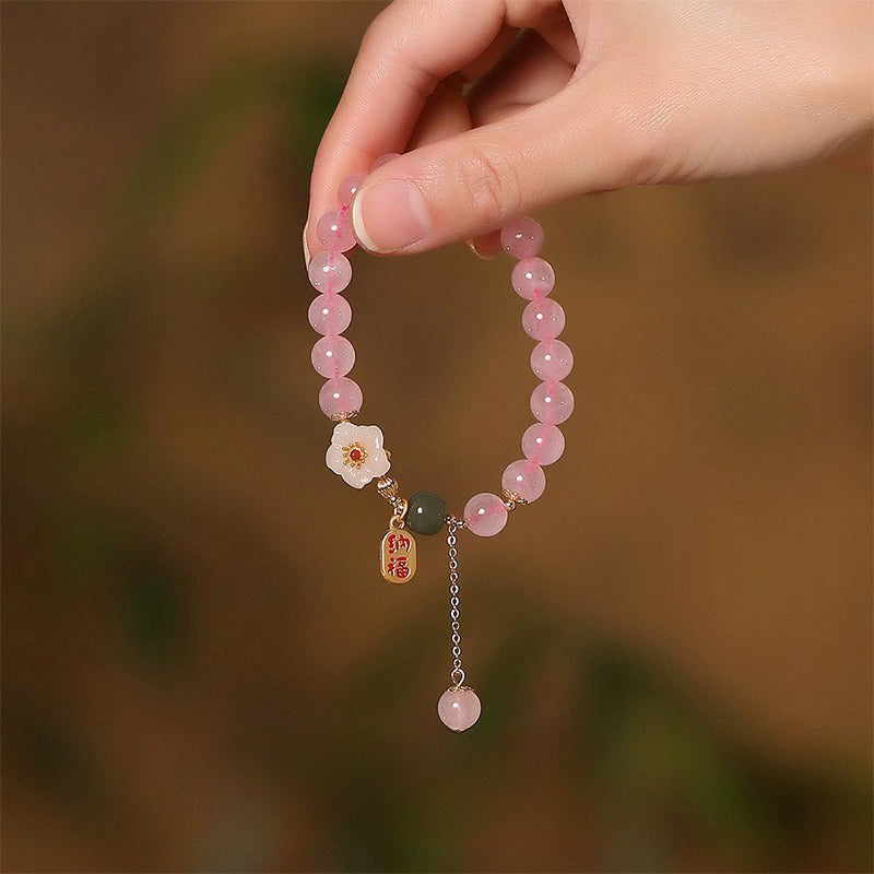 Rose Quartz to Attract Fortune in Love and Wealth